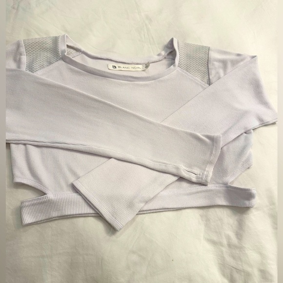 Blanc Noir ribbed long sleeve crop top - Picture 4 of 11